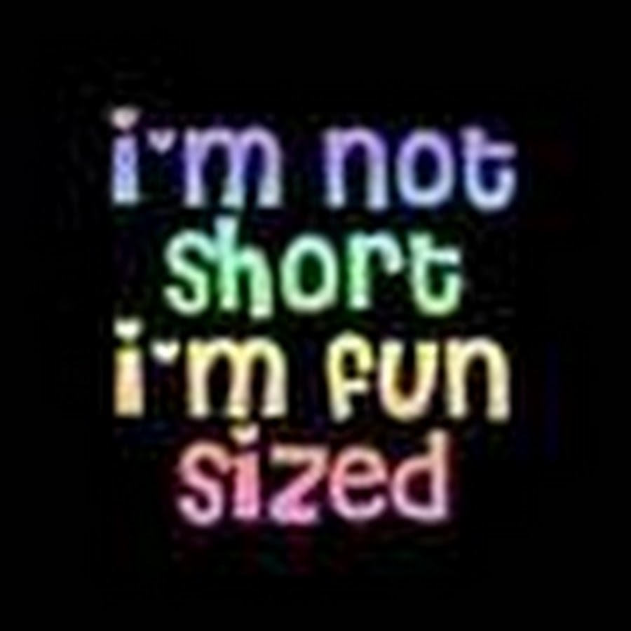 I m fun перевод. Im shorts. Im not short im Hobbit. I'M funny save me.