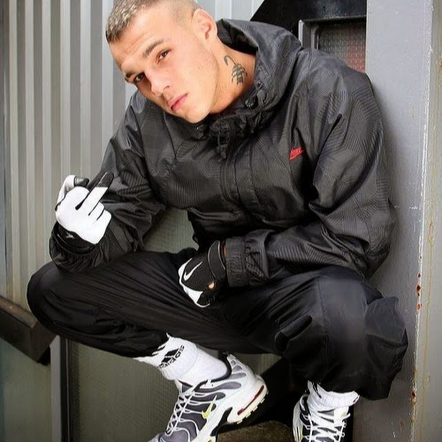 Scally Milano рэпер