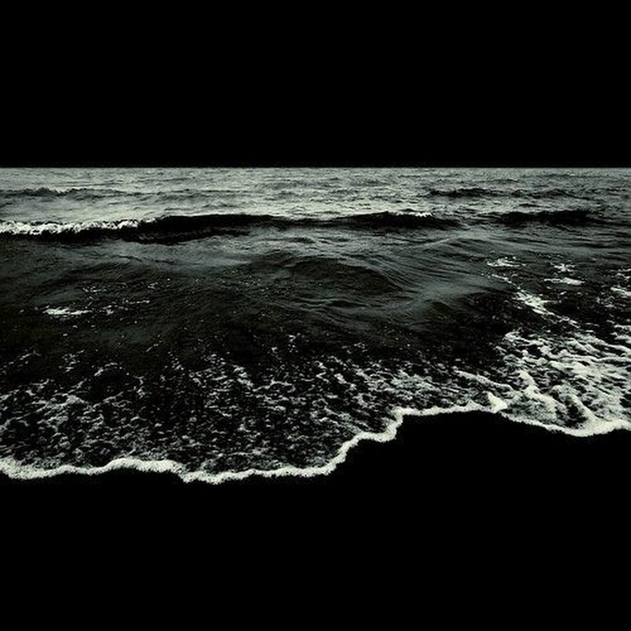 черное море черно белые картинки