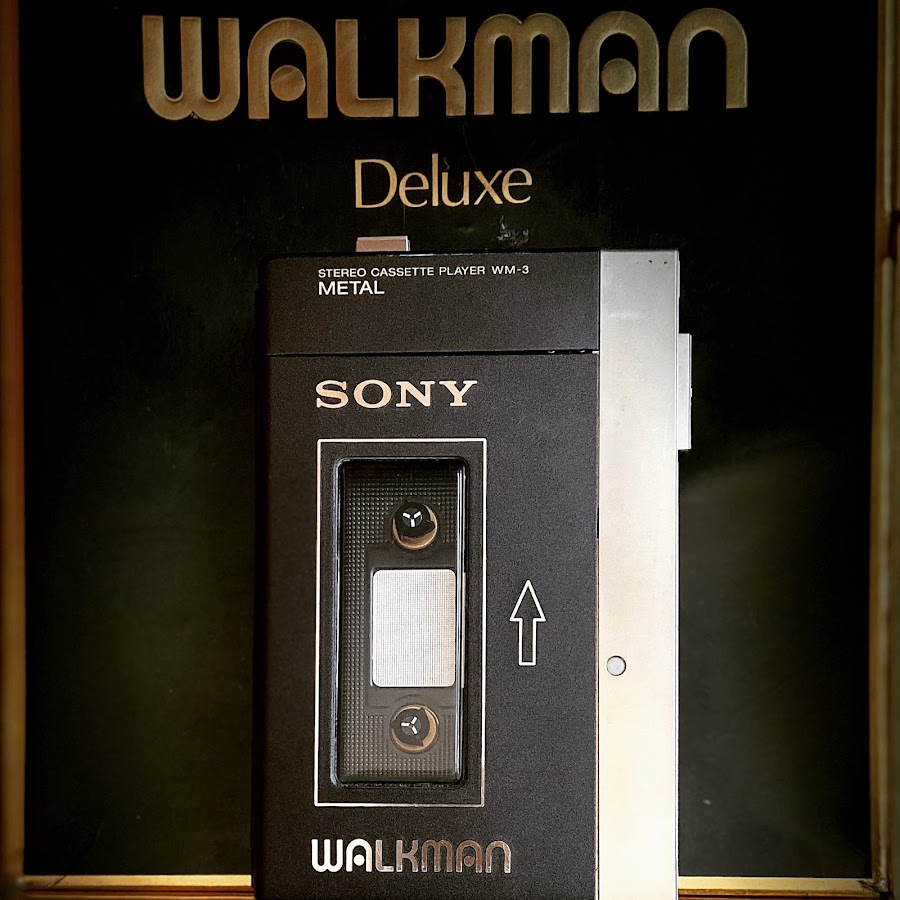 SONYソニーSONY WALKMAN Deluxe