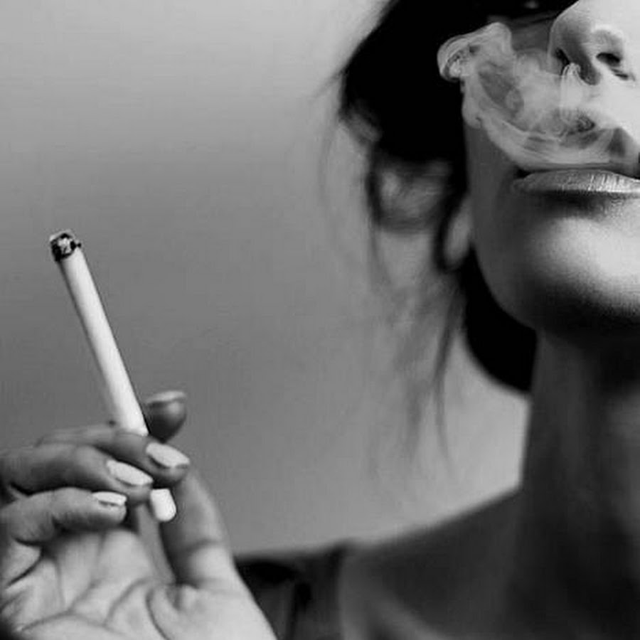 Девушка с сигаретой картинки