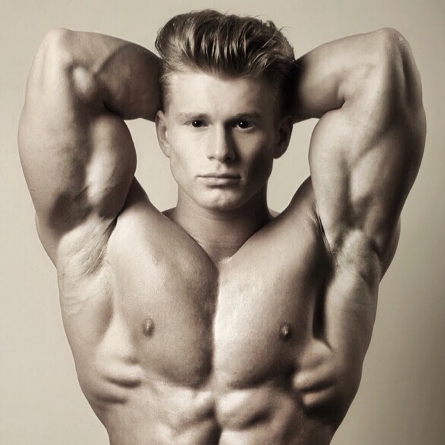 Alex Davis bodybuilder