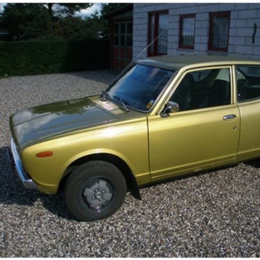 Nissan Datsun 100a салон