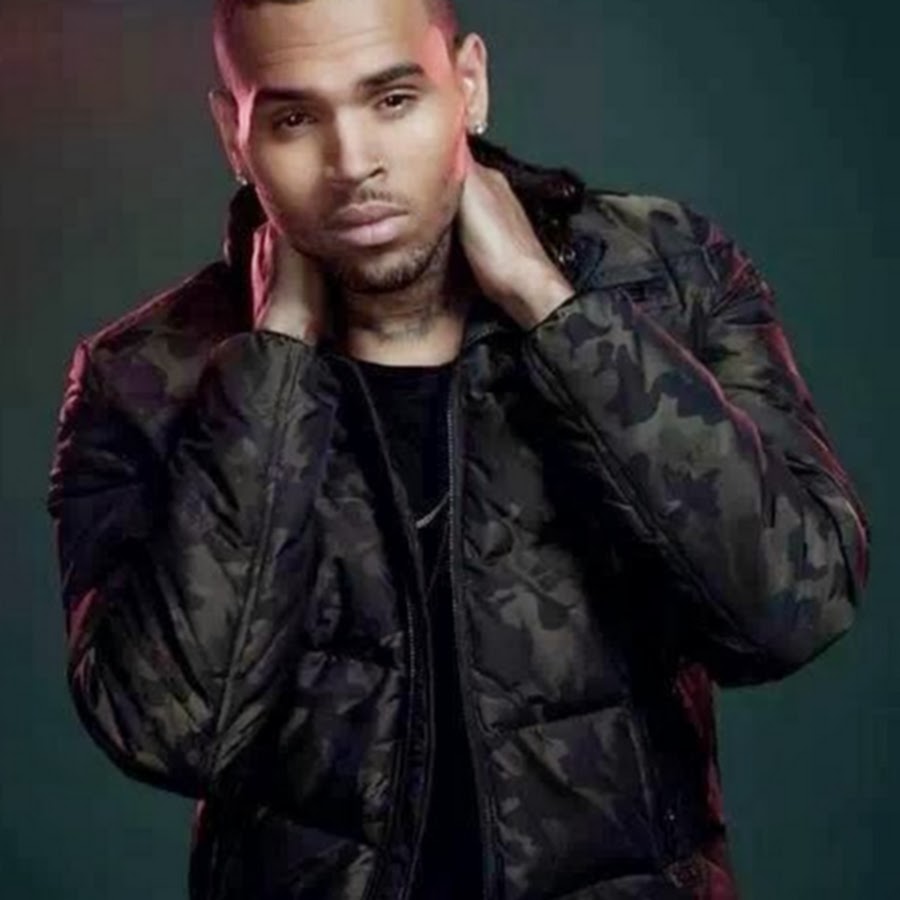 Chris brown. Крис Браун. Chris Brown Photoshoot. Крис Браун фотосессии. Chris Brown Breezy.