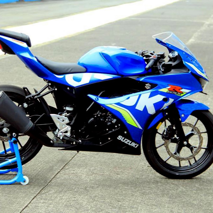 R 150. Suzuki GSX-R 150. GSX R 150.