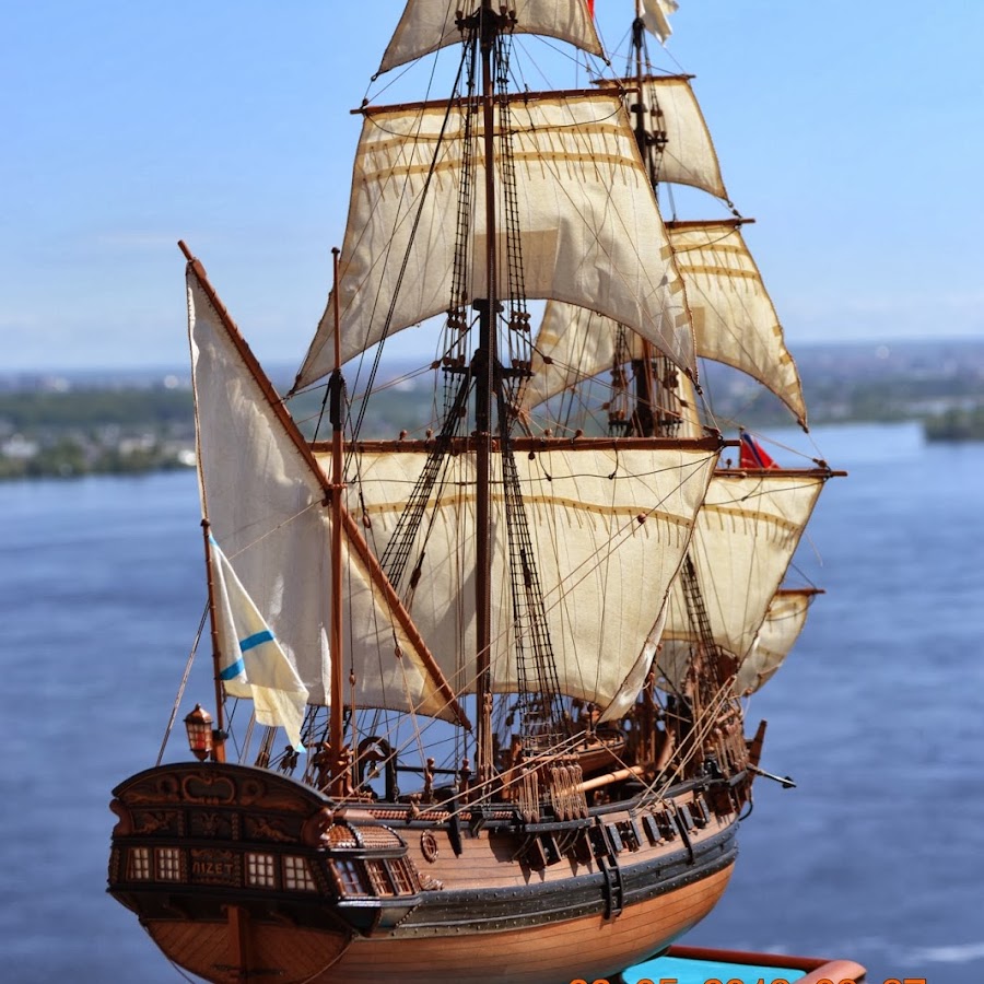 Бриг фрегат. Двухмачтовый Галеон. Парусник Бриг 17 века. Бриг корабль 17 века. Бриг — двухмачтовый парусник.
