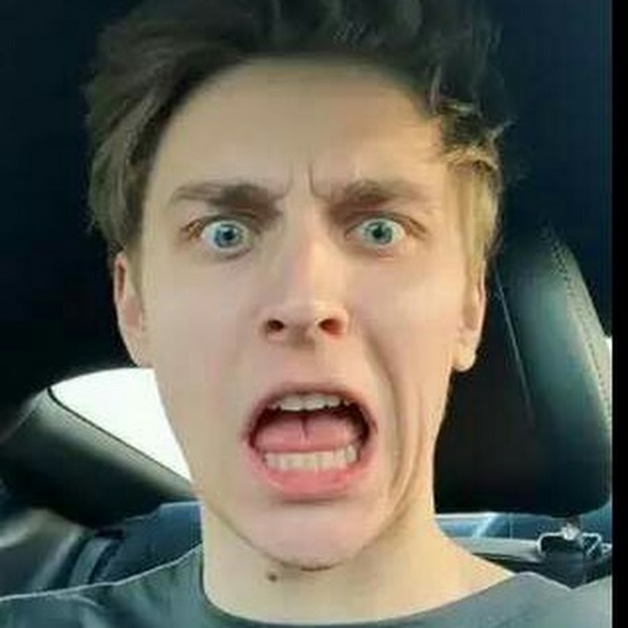 Блоггер а4 влад. Влад а4 улыбается. А4 влад 2019. А 4 злой бывший. Влад а4 2022.