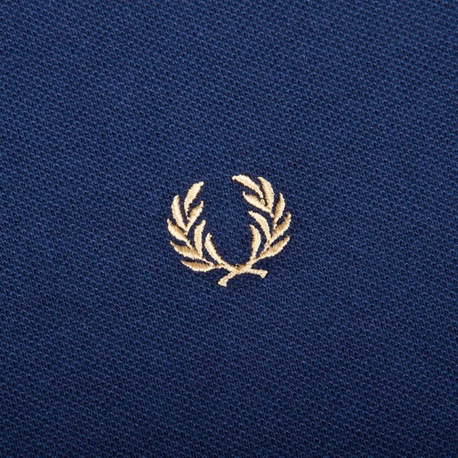 Колосок фирма. Fred Perry марка. Венок Fred Perry.