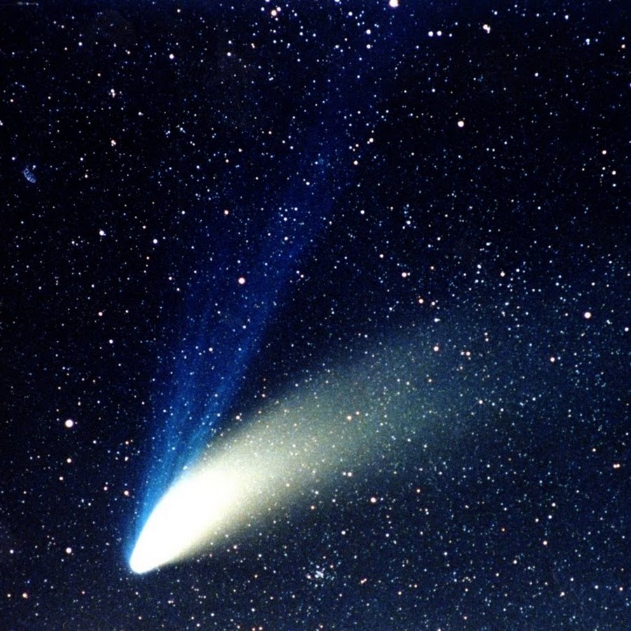 Двухвостая комета уэста. Blue meteor. Blue meteor. Звездное небо космос. Космос звезды.