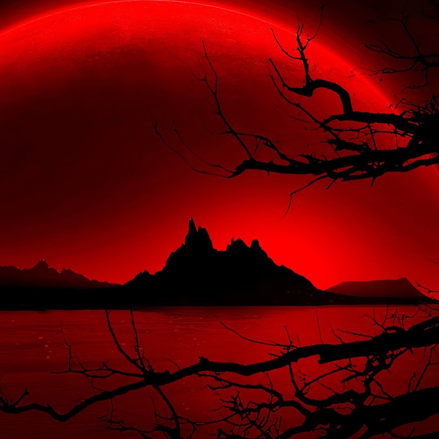 Есть кровавая ночь. Кровавая Луна. Красная Луна. Кроваво красная Луна. Кровавая ночь.