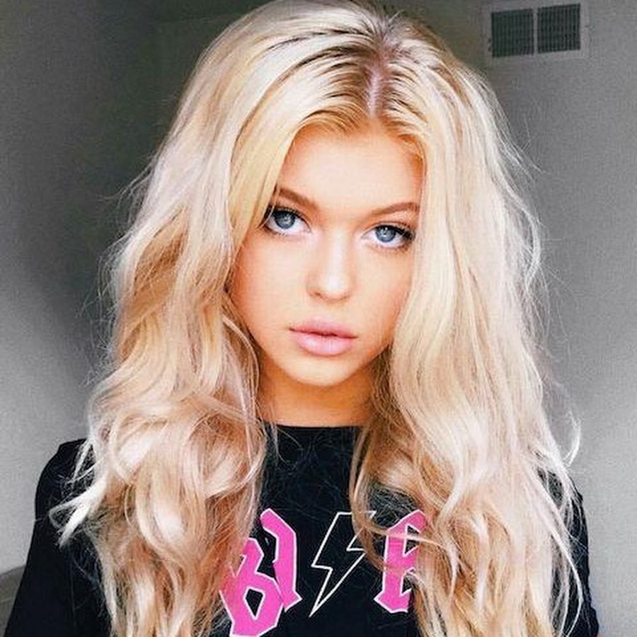 Queen loren gray