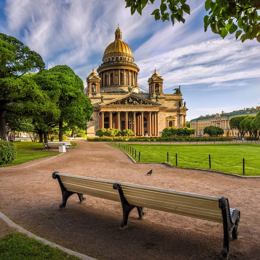 Исаакиевский собор лето