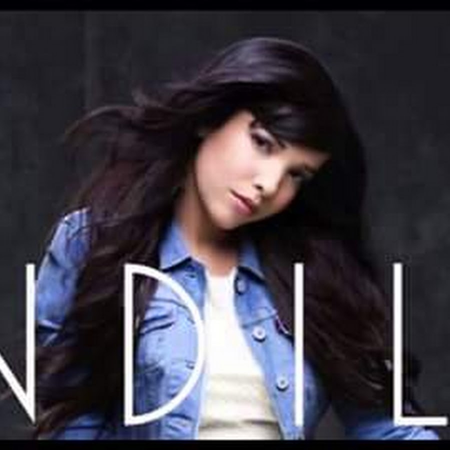 Indila remix. Индила РАН. Индила derniere Danse. Indila обложка альбома. Танец индила.