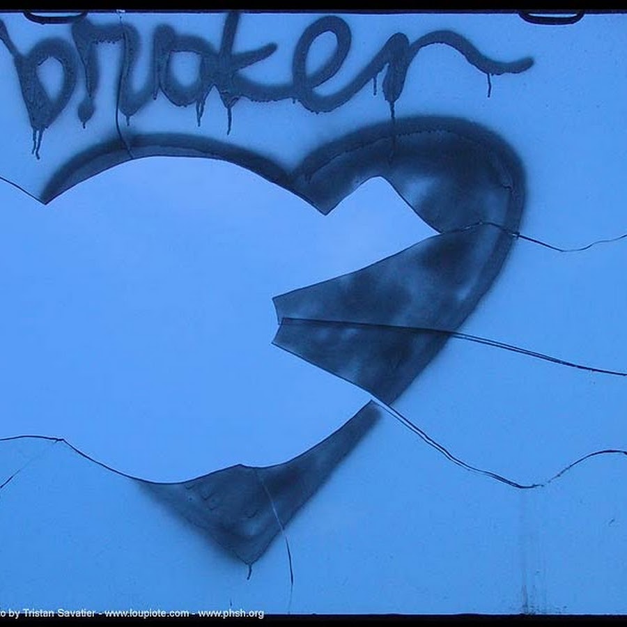 Сердце граффити Love. A broken Heart Graffity. Heart Brake the Blue. Blue brokenhoog.