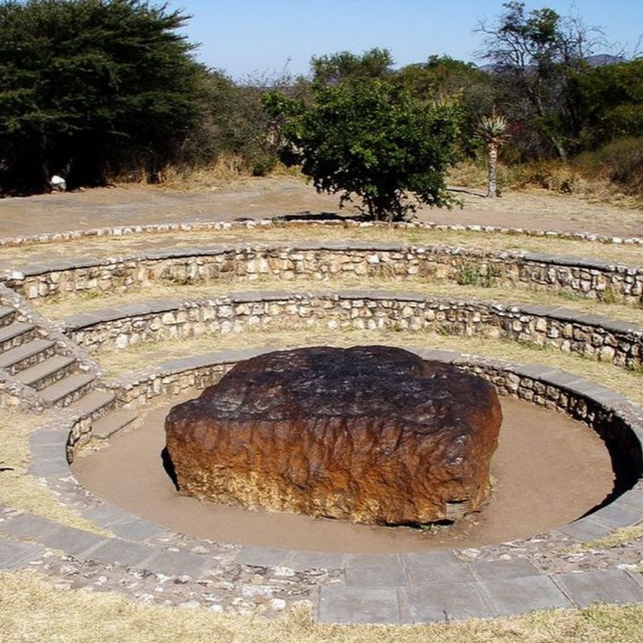 Гоба. Метеорит Гоба. Масса метеорита Гоба. Метеорит Гоба фото. Метеорит в Африке 60 тонн.