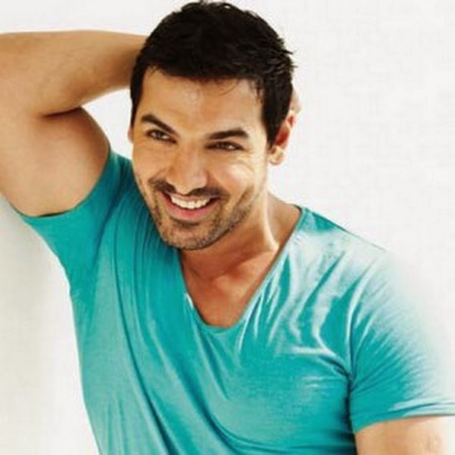 Джон абрахам. Индийский актер Джон. Женя Джона Абрахама. John Abraham Shirt. Balivit aktiyorlari.