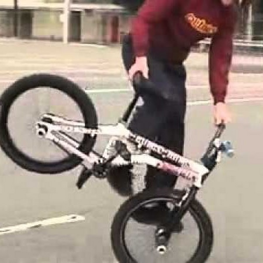 Михаил BMX Flatland 32 года