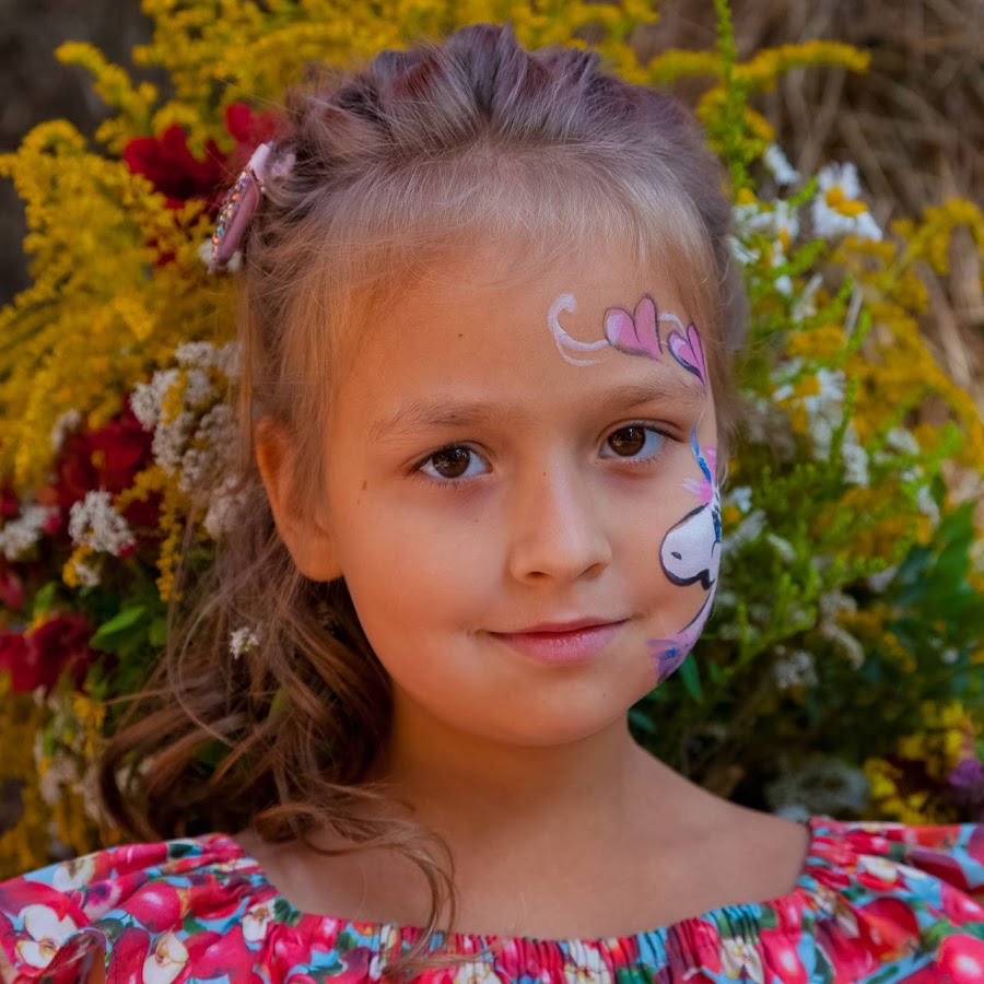 Mary time. Маше 7 лет. Машуле 7 лет. 7 Лет девочке маше. Маша 7 лет фотографии.