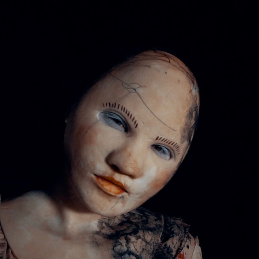 Doll Girl - Madworld Haunted Attractions
