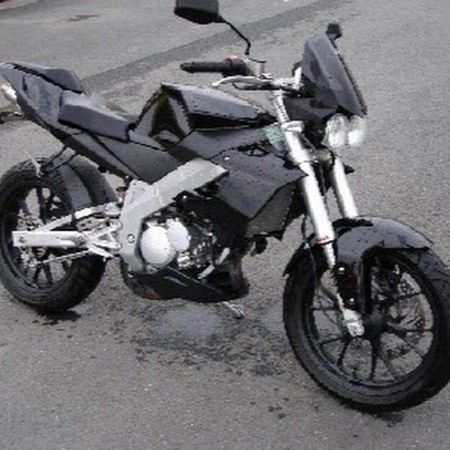 Derbi GPR 125 черный