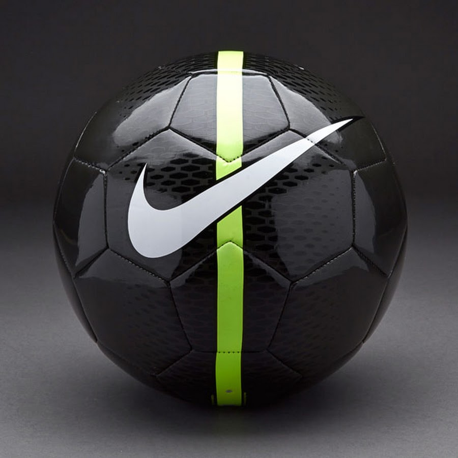 Football balls Nike