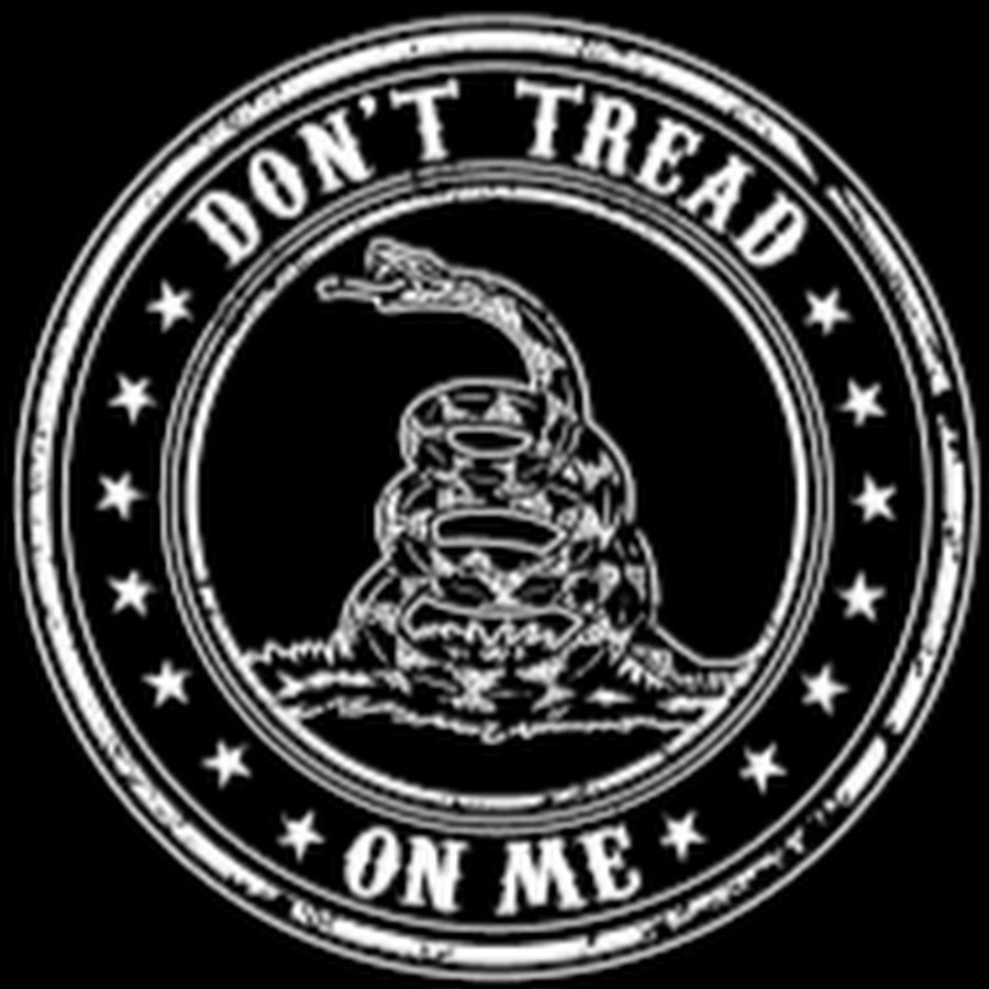 On me. Don't Tread on me. Do not Tread on me. Либертарианский флаг. Гадсденовский.