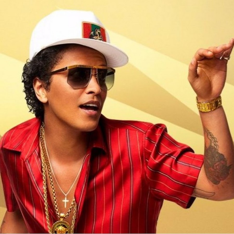 Bruno mars перевод. Бруно Марс that's what. Бруно Марс that's what i like. Бруно Марс на улице. Алок диджей Бруно Марс.