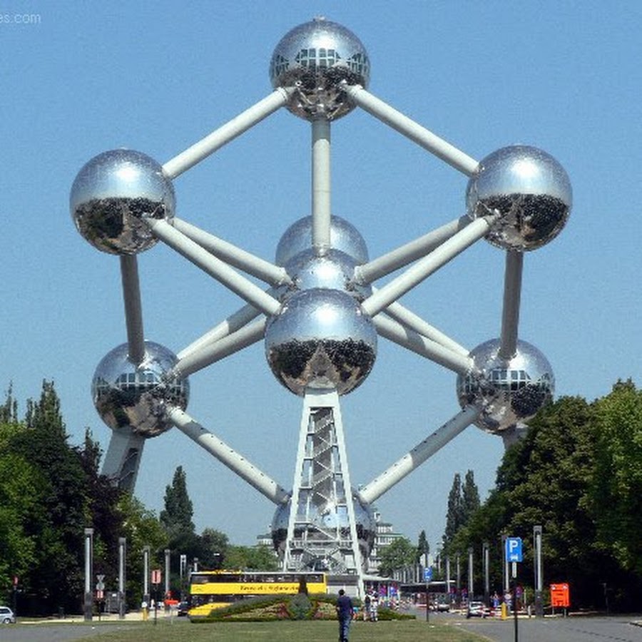 Unique landmarks. Атомиум Брюссель. Атомиум сувенир. Атомиум в каких городах Европы есть.