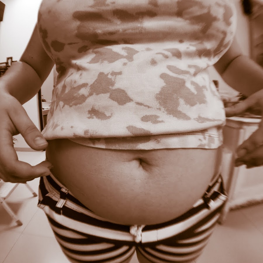 Fat girl belly play. Bloated belly девочка pregnant. LMBB, fat belly. Жирная девушка belly bloated. Чабби Белли герл belly