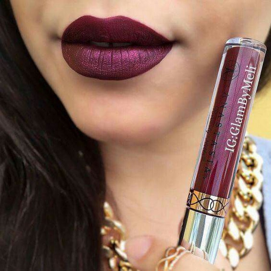 Матовый блеск. Anastasia Beverly Hills Liquid Lipstick Sad girl. Оттенки помад Anastasia Beverly Hills. Винная помада матовая. Бордовая жидкая помада.