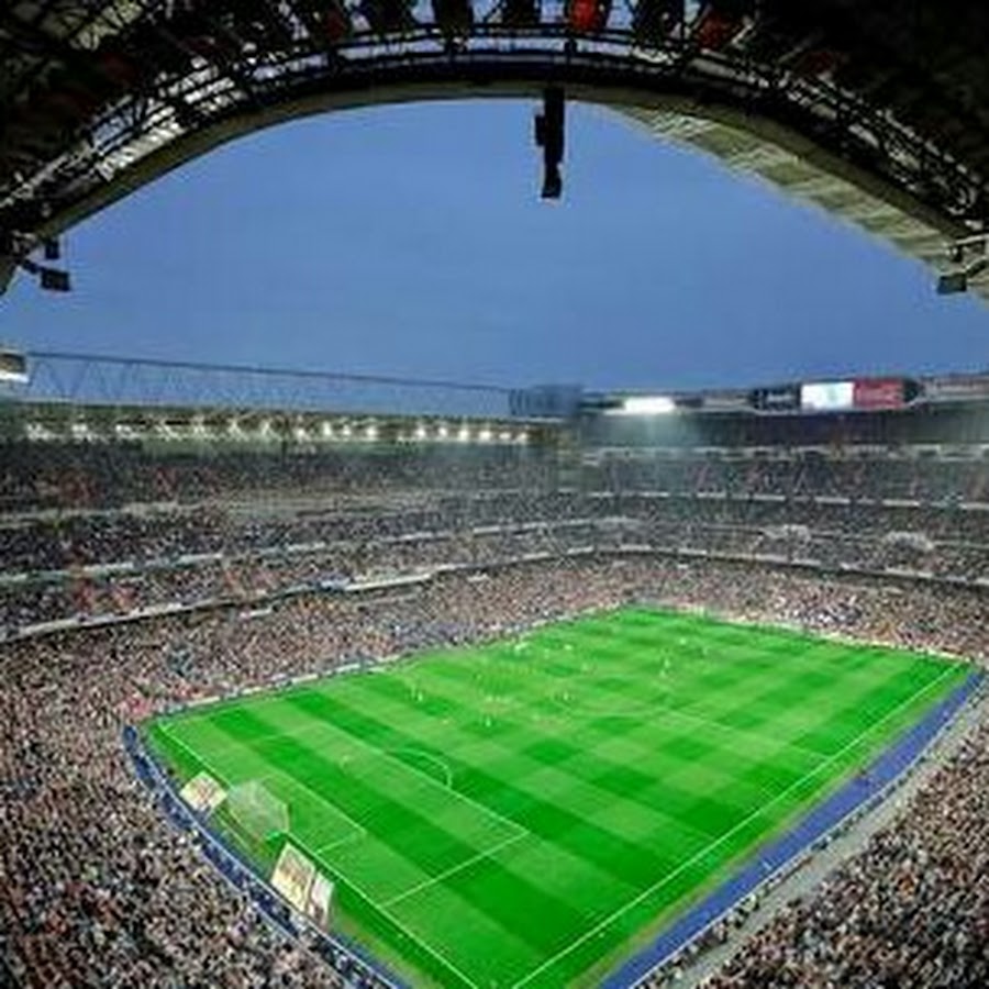 Жизнь стадиона. Стадион Сантьяго Бернабеу (Estadio Santiago Bernabéu). Стадион Сантьяго Бернабеу 2022. Футбольное поле Сантьяго Бернабеу. Реал Мадрид стадион Сантьяго Бернабеу.