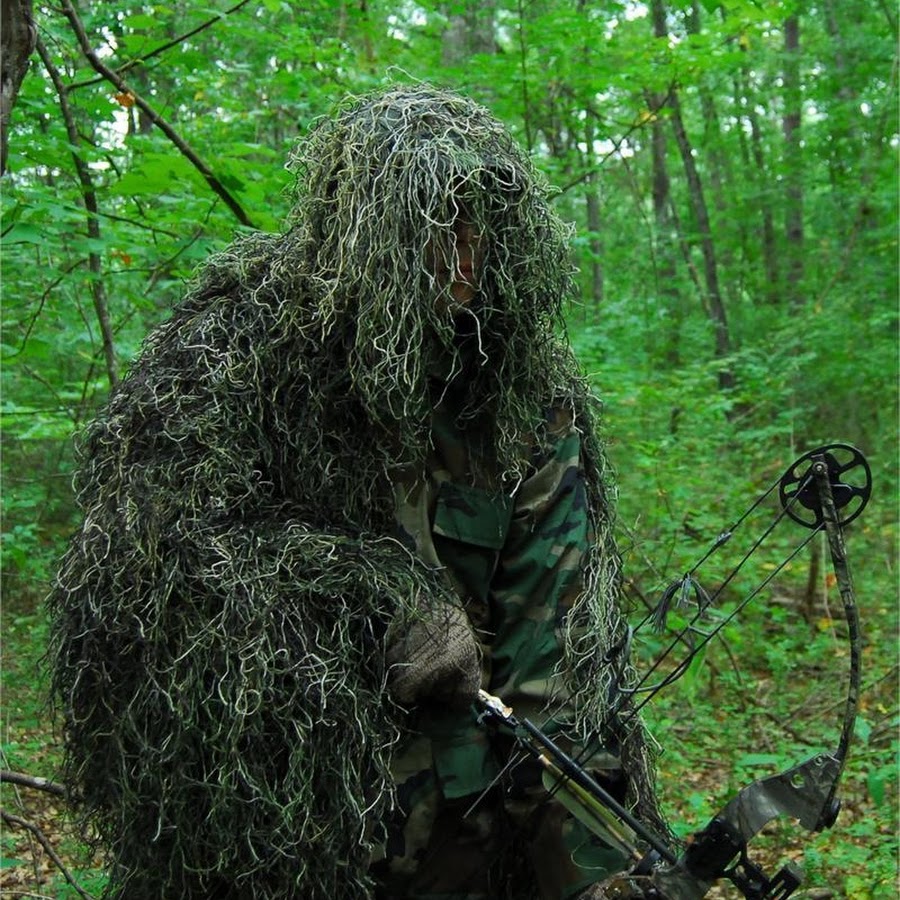Мальчики лешие. Снайпер в Гилли. Маскхалат Леший снайпер в лесу. Снайпер в Лешем. Маскировочный костюм Лесной призрак.