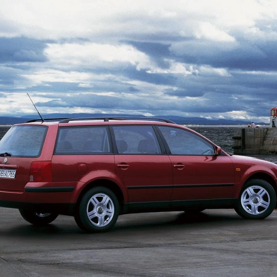 Пассат б5 универсал 1.9 тди. Volkswagen Passat b5 1999 универсал. Volkswagen Passat variant 1997. Passat b5 универсал красный. Пассат б5 универсал 4motion.