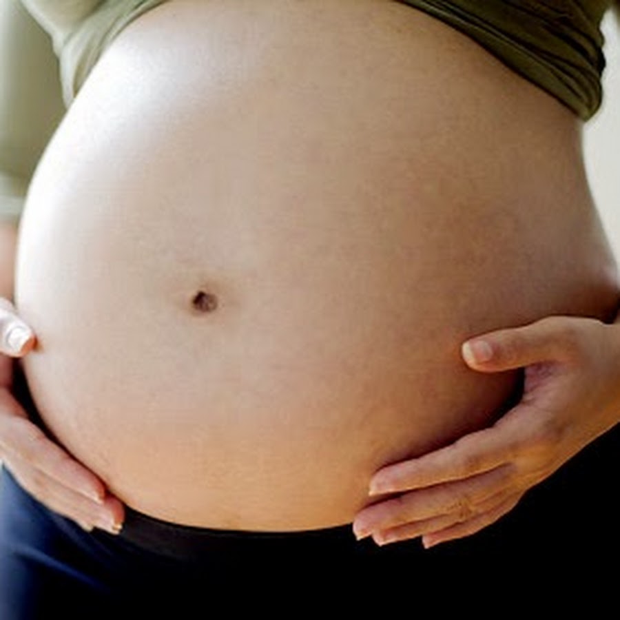 Беременной снится шевеление ребенка. Урчание в животе при беременности. Урчание в животе.