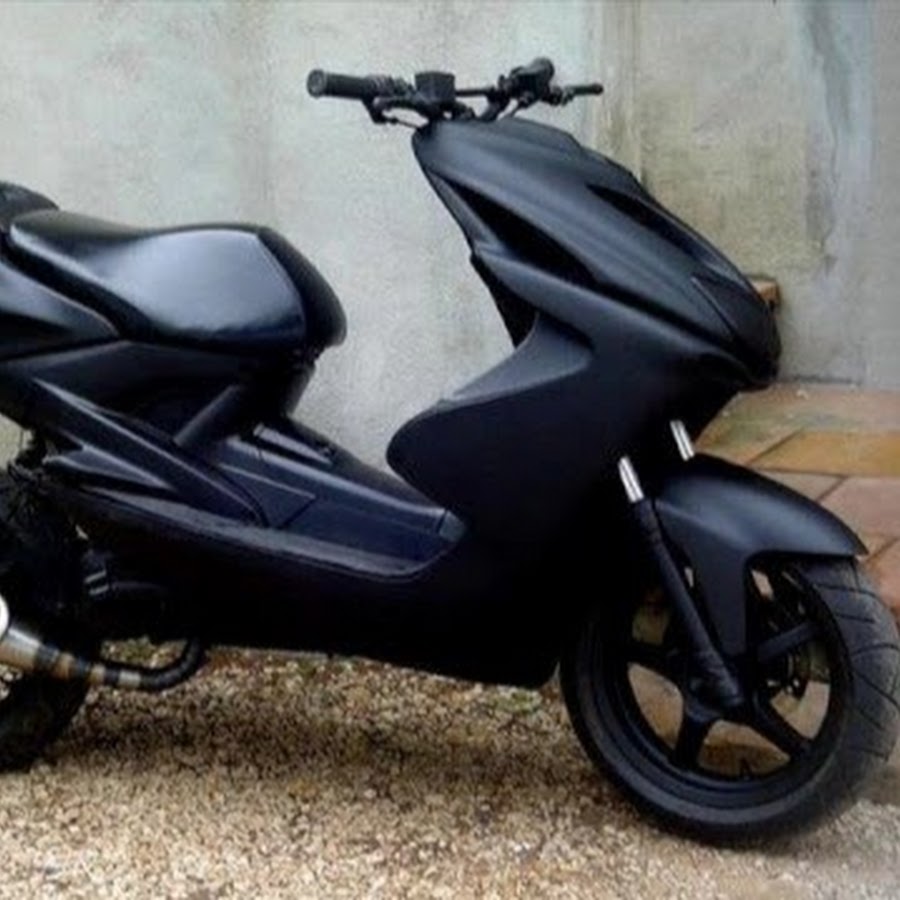 Yamaha Aerox черный