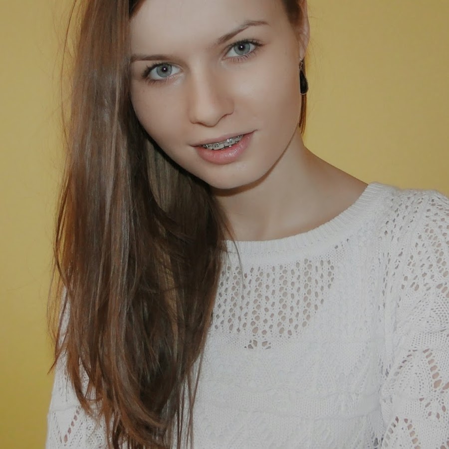 APkrFKYVGm9_Weuzd6zH8Iu8UE5Xynind1bOdeE1gFu_=s900-c-k-c0x00ffffff-no-rj