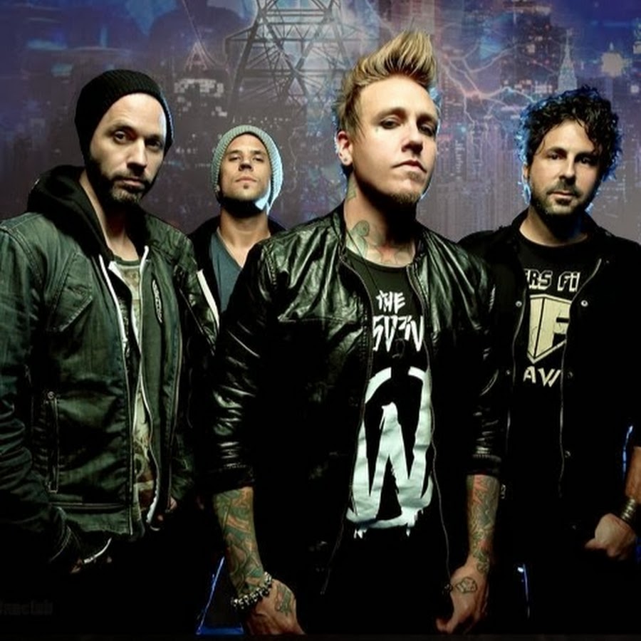 Papa roach hollywood. Papa Roach the connection 2012. Papa Roach old friends from young years.