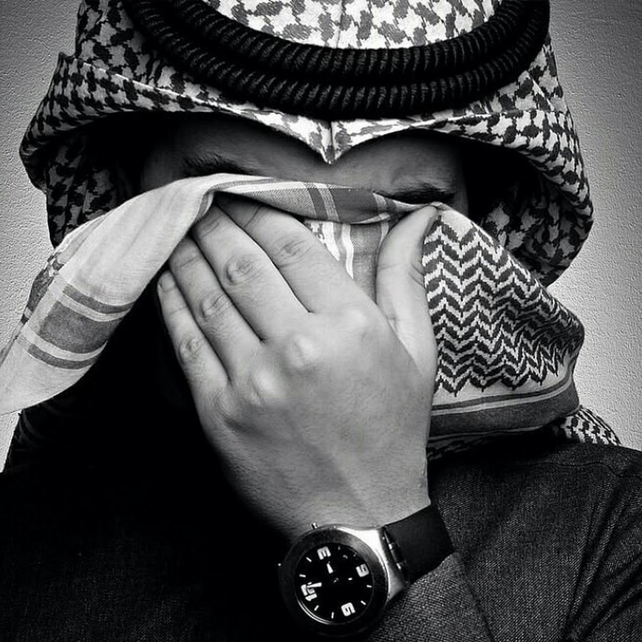 Грустный арабский грустный. Аватар мусульманин. Грустный мусульманин.