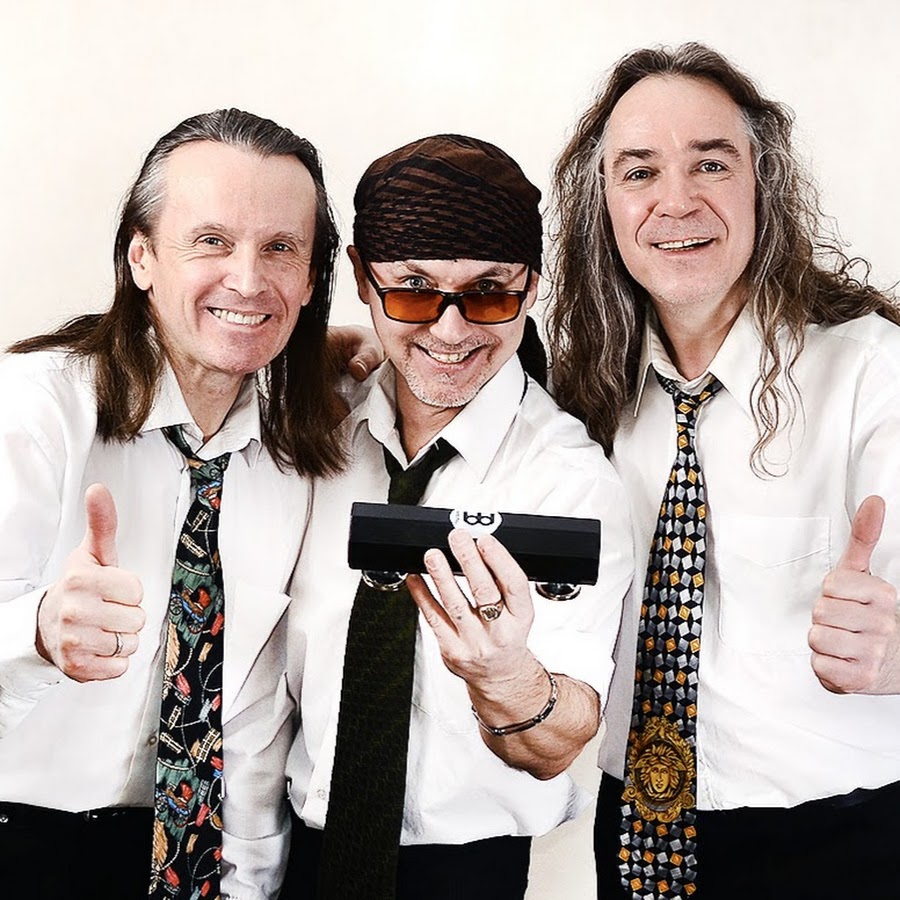 виа пламя пластинка. виа пламя 2000. виа пламя раскрывается сердце. виа белые росы. идёт солдат по городу виа пламя.