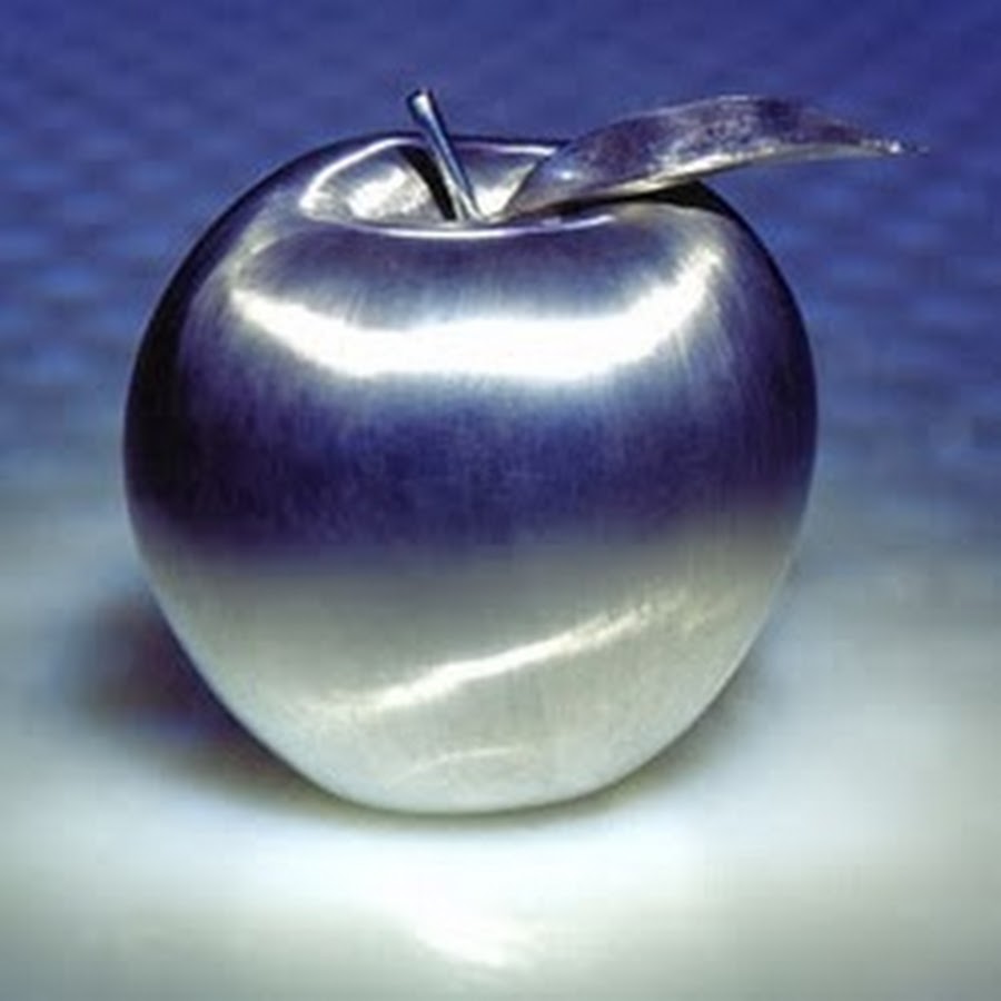 Apple алюминий цвета. Металлическое яблоко. Серебряное яблоко. Яблоко из металла. Серебристая в яблоках.