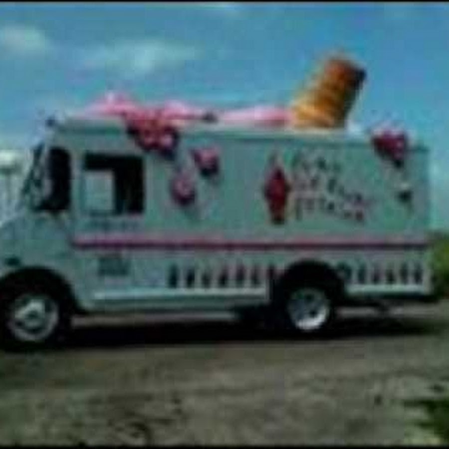 Видео про мороженщика. Фургон мороженщика. Фургон с мороженым. Мороженщик маска и фургон. Страшный фургон мороженщика.