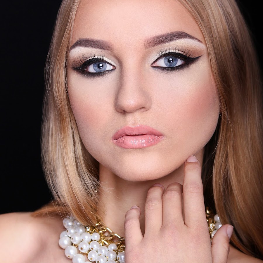 Make up channel. Make up channel. Chanel make up. Youtube banner makeup png. Chanel beauty.