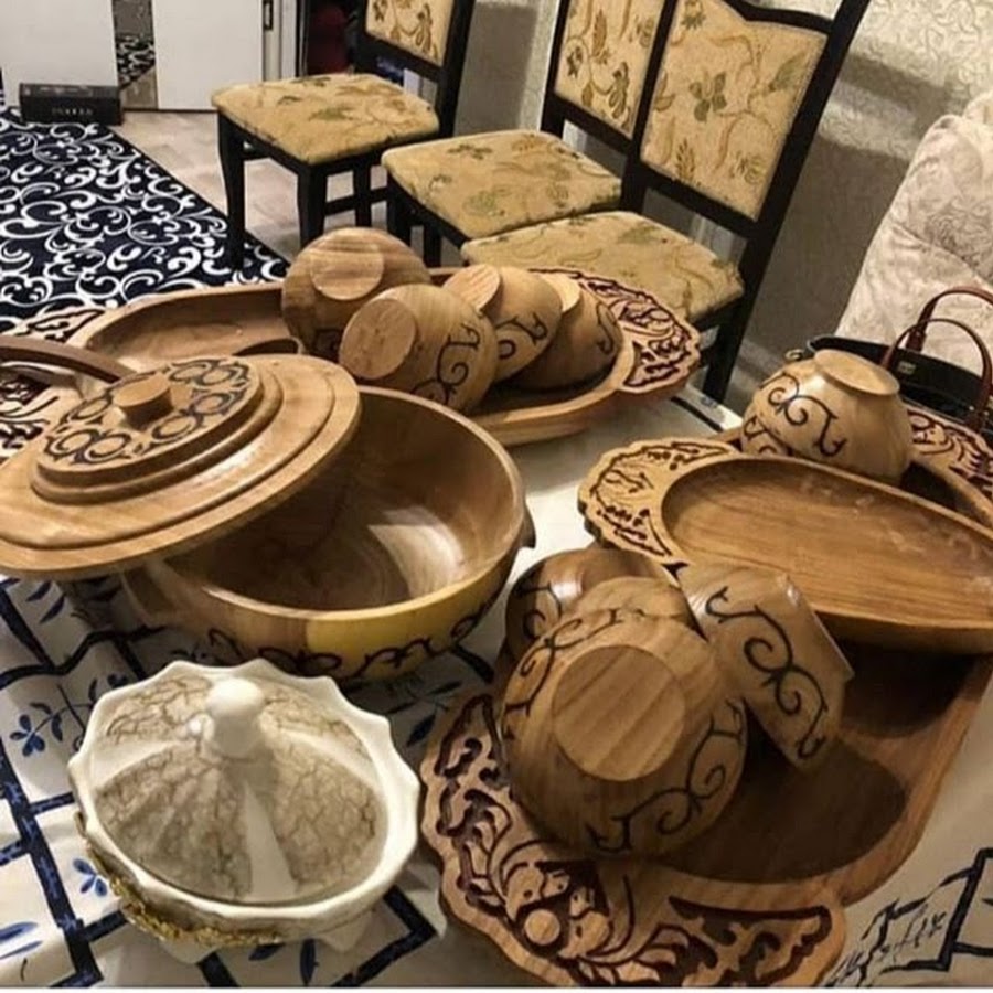Казахская национальная посуда. Казахская деревянная посуда. Казахская посуда из дерева. Посуда для бешбармака.