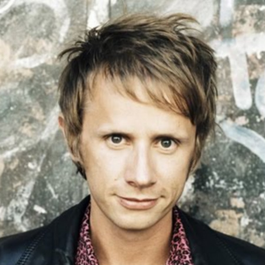 Доминик ховард. Доминик Ховард 2015. Muse Dominic Howard. Доминик Ховард Muse фото.