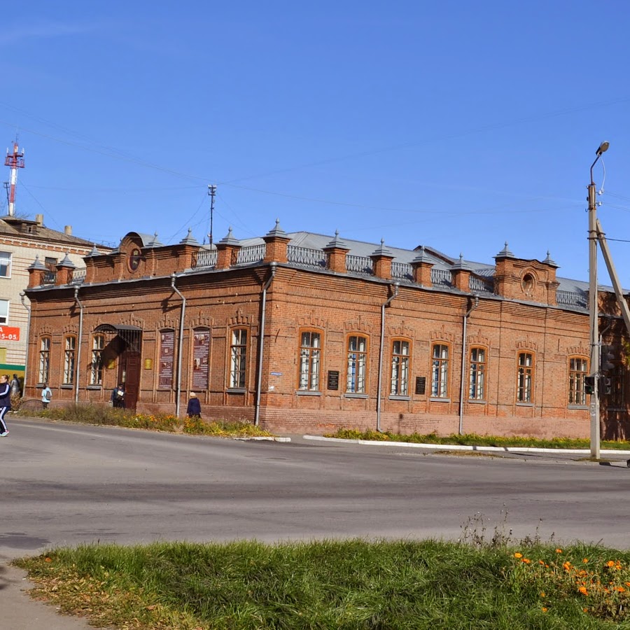 Шадринск адреса. Шадринский краеведческий музей им в.п Бирюкова. Краеведческий музей Шадринск. Шадринский краеведческий музей. Краеведческий музей города Шадринска.