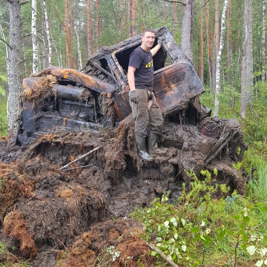 Вытаскиваем из болота. Дт-75 из болота. Приспособление для вытаскивания техники из болота. Приспособление для вытаскивания техники из болота. Вездеход.