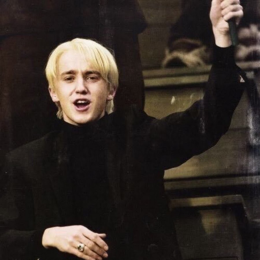 <b>Draco</b> x Harry.