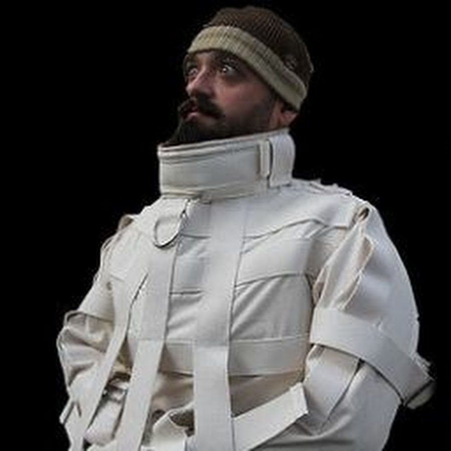 Смирительная рубашка. Смирительная рубашка / Strait Jacket. Смирительная рубашка straight Jacket 2007. Straitjacket Gun / пистолет-смирительная рубашка. Ричард Бэрд смирительная рубашка.