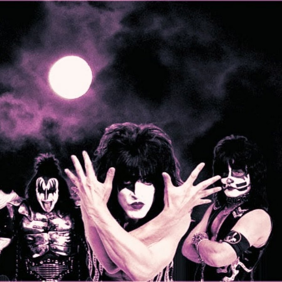 Кисс оф лайф песни. Группа Kiss. Группа Кисс фото. Группа Кисс в 1977 году. Группа Кисс без грима.