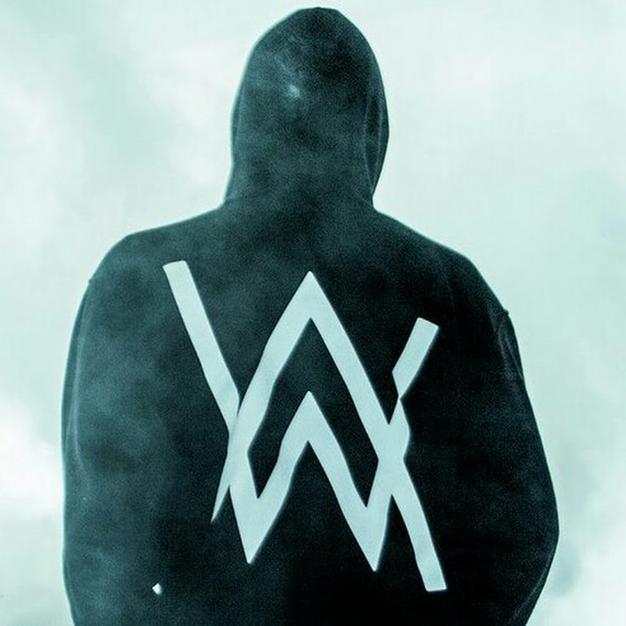 Faded. Faded alan Walker дом на фото. Alan Walker Paradise. Tiesto логотип.